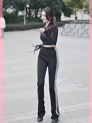 A post by @chinese_street_fashion on TikTok caption: How do you think of her #beautiful #longlegs #fashion #StreetFashion #chinesestreetfashion #fyp #foryoupage