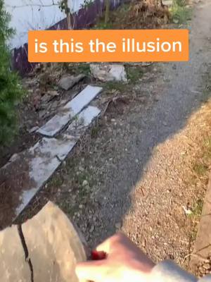 A post by @funfunclu_b on TikTok caption: #DSWCutLoose #fyp #JustAddBriskZero #foryoupage #AerieREAL #foryou #illusion #magic #fun #funny