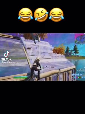 A post by @serzh1717 on TikTok caption: Leute liket für Fortnite 😂 #foryoupage #viral #RayBanElevatorDance #fortnite #caryqickly #fypシ #foryou #fy #20k