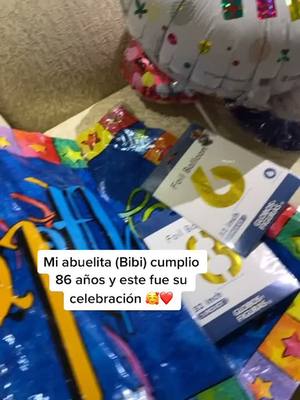 A post by @jessibibi on TikTok caption: Hoy cumple años bibi 🥰🥰 Deje su mensaje y se lo leo en la noche. 🥳 #grandma #abuela #amor #parati #fyp