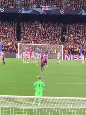 A post by @leomessi_fans.dios10 on TikTok caption: Gran la historia 🤩😍. #regran #leomessi #fcbarcelona #eldiostrap #dios #viscabarça #TikTokDeportes