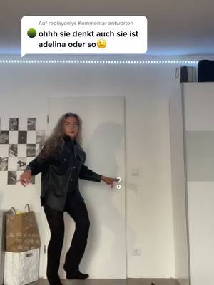 A post by @adelinadalevskabackup on TikTok caption: @replayonly antworten 😂😂