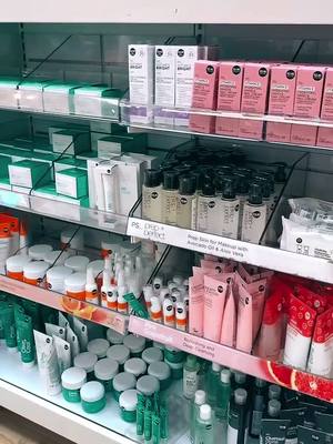 A post by @x.life.vibes.sisters.x on TikTok caption: Skin care shopping 🛍 #fyp #canwrblowup #aesthetic #shoping #skincare #foryoupage #fun 💗