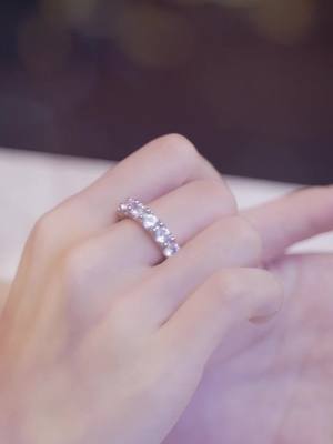 A post by @yulinring88 on TikTok caption: #jewelry #ring foryoupage😄💍