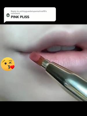 A post by @lipsticklove1 on TikTok caption: Reply to @ashleyguadalupemolinafl5 yes i can 😉#lip #lipstick #lipstikchal #AerieREAL #liptutorial #lips #makeup #makeup #lipsticktutorial #foryou