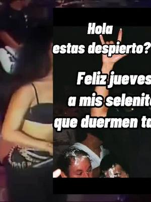 A post by @fandeselena123 on TikTok caption: vi un video donde hacen estos videos pues yo tambien quiero #CapCut #selenaquintanilla #gentequeduermetarde #famdon_selena #holaaaaaa #holisss