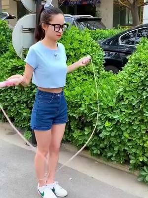 A post by @lookfunnything on TikTok caption: #fyp #foryou #funny #fortnite #freestyle #Home #tiktok #foryoupage #life #enjoy #goodthing #0324MYTest