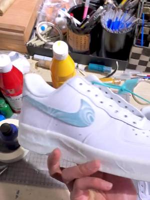 A post by @chinesecraftsmen on TikTok caption: #nike #DIY #shoes #af1