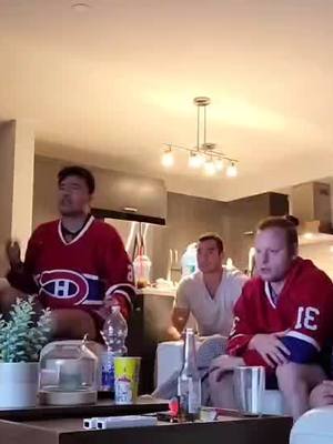 A post by @bibzz2.0 on TikTok caption: 🔵⚪️🔴 Bonne St-Jean a tous mes québécois et partisans des habs! Go for the cup🏆 #habs #montreal #canadien #quebec #stjeanbaptiste