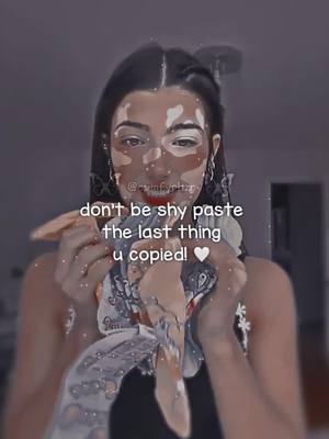 A post by @comfychzr on TikTok caption: ：࿔*:･// 𝐈𝐁: me! // ꒰🤍꒱:: 𝐒/𝐎: __ // ꒰🫐꒱:: 𝐃𝐓: charli // ꒰ 🕰꒱:: 1:55 pm // ꒰📋꒱:: 𝐓 𝐀 𝐆 𝐒 // #HotwireHotelGoals #comfychzr #unshadowbanme