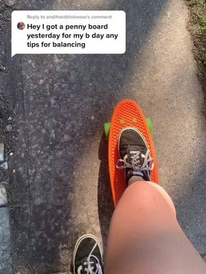 A post by @howto_pennyboard101 on TikTok caption: Reply to @andihastiktokwow tips for balancing✨✨if you guys have any other questions comment ✨✨#pennyboard