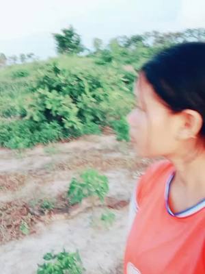 A post by @yousolo5 on TikTok caption: ធ្វើលេងទេចារ