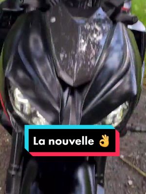 A post by @tixos_rider.z on TikTok caption: Présentation de la nouvelle , vous en pensez quoi ? 😄✌. #kawasaki #z1000 #motard #moto #bike #motarde #presentation #news #fypシ