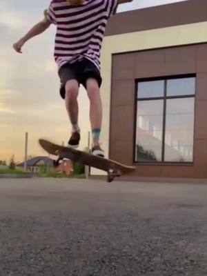 A post by @haky_________ on TikTok caption: #sk8hill