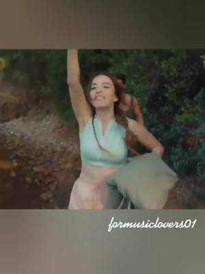 A post by @formusiclovers01 on TikTok caption: #foryou #canyaman #bayyanlis #ozgur #ezgi #señorequivocado #mrwrong #ozgegurel #erkencikus #cansanem #formusiclovers01 #candivit #can