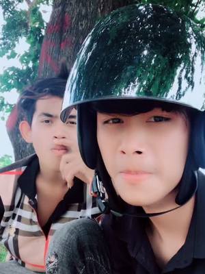 A post by @dy7eo1970xwc on TikTok caption: 😔#បាត់ដំបងផ្ទះខ្ញុំ #គុប១សង១០video #fyp @san_eii_boy @san_e_boy1