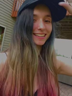 A post by @codekristine on TikTok caption: RAINBOW HAIR RAINBOW HAIR RAINBOW HAIR #codekristine #mcyt #dreamsmp #Minecraft