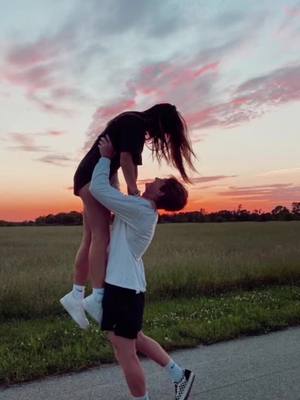 A post by @coupplegooals on TikTok caption: #fypシ #couple