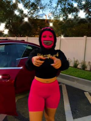 A post by @pinkjhitt on TikTok caption: My mask was messed up LOL but pink gang tap in💖 (click link in bio) #fypシ#gleefuljhits#pinkjhitt