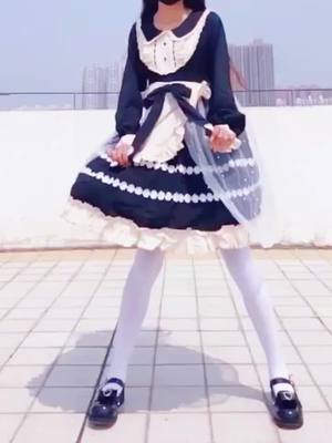 A post by @llzzp09 on TikTok caption: #fpyシ #cutegirl #lolita #jk