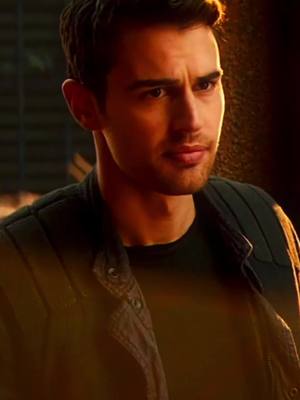 A post by @a.edits_xx on TikTok caption: 𝐓𝐨𝐛𝐢𝐚𝐬 𝐄𝐚𝐭𝐨𝐧 // #tobiaseaton #four #theojames #divergent #fy