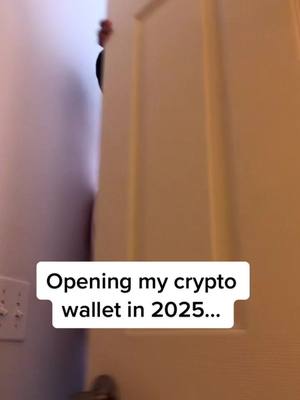 A post by @fernynation89 on TikTok caption: Waking up a millionaire 🚀🌚 #crypto #investing #currency #2025 #futuretech #stocks @crypto.com @robinhoodapp