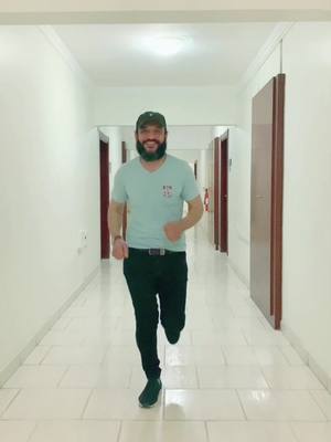 A post by @abdullahelshrif on TikTok caption: لما تكون عشمان في حد وتدخل بصدرك 🥸