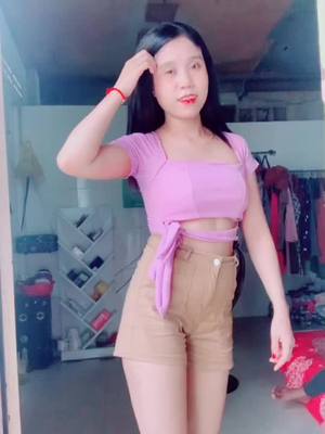 A post by @konpov8424 on TikTok caption: ឡើង ឡើង🤪💃🏻