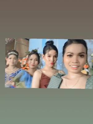 A post by @31837358801 on TikTok caption: បងប្អូនល្អ❤️❤️#កូនអ្នកកំពង់ស្ពឺ ❤️