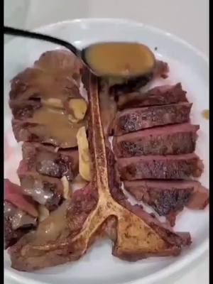 A post by @co_cinero on TikTok caption: Salsa de Champiñones para Carnes, la prefieres para Carnes Rojas o Blancas?