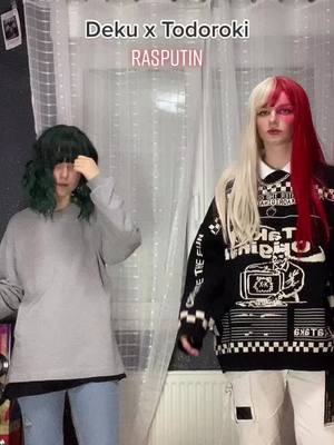 A post by @kanaha_xya on TikTok caption: Des danseuses talentueuses au final ptdr 😭😭 #tododeku #cosplay