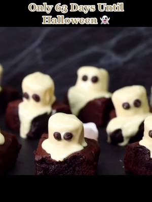 A post by @spookiestcountdown on TikTok caption: What’s your favourite thing to do on Halloween? #halloweentok #halloween #halloweenrecipe #countdown #halloweencountdown #ghost #brownie #fyp