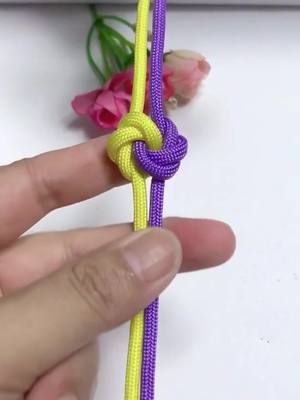 A post by @ropediytutorials on TikTok caption: 🥰Have you learned？#diytutorial  #diytutorials