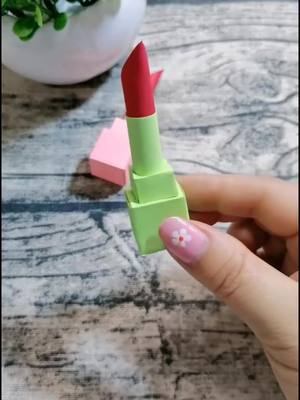 A post by @lipstickshunter on TikTok caption: #fypシ #lipstick #foryoupage #tutorials Have you ever seen a paper lipstick?