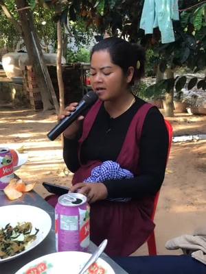 A post by @user9371902597912 on TikTok caption: #🥰🥰  នឹកអ្នកម្ដាយដល់ហើយ តែកូនរវុលមិនបានទៅលេង#🥰#😪😪😪😪