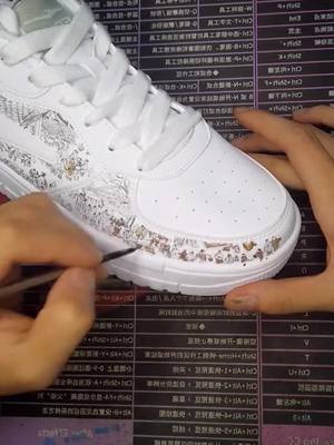 A post by @chinesecraftsmen on TikTok caption: #DIY #nike #aj #fypシ