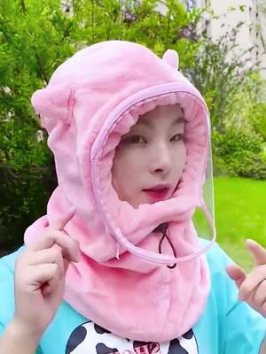 A post by @zhui230 on TikTok caption: Winter is here, this windproof hood will protect you throughout the winter, so you will never be afraid of wind, frost, rain and snow anymore.#tiktok