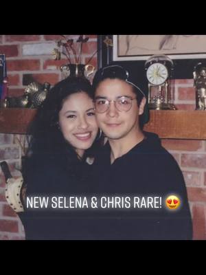 A post by @bidibidiselenaq on TikTok caption: #IDeserveTuitionContest #ZFlipClackdown #selena #selenaquintanilla #selenaquintanillaperez #chrisperez #selenaandchrisperez #fyp #selenatiktok #fypシ