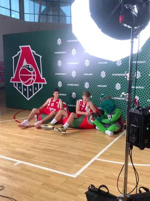 A post by @scroobyeu on TikTok caption: Media day 2021❤️💚LOKOMOTIV KUBAN🏀