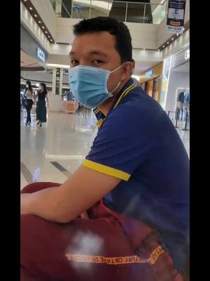 A post by @hourpheng on TikTok caption: #ឆាតទៅមិន