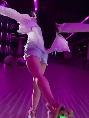 A post by @meetyou.2021 on TikTok caption: #rollerskating #skategirl #skatelover