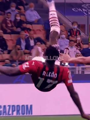 A post by @milan.is.love on TikTok caption: Rafa Leao🔮❤🖤 #acmilan #rafaelleao #rafaleao #atletico #atleticomadrid #sansiro #milano #champions #championsleague #crossbar #perte #fyp