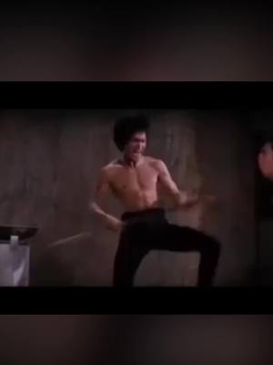 A post by @uztop on TikTok caption: Fist of Star Wars #starwars #starwarsfan #brucelee #marvel #fun