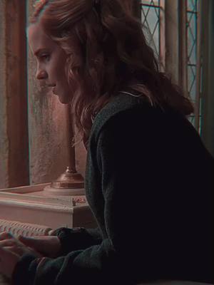 A post by @accioxpottahh on TikTok caption: 𝐘𝐨𝐮 𝐥𝐨𝐨𝐤 𝐩𝐞𝐫𝐟𝐞𝐜𝐭 𝐭𝐨𝐧𝐢𝐠𝐡𝐭; #hermionegranger #hermione #harrypotteredit #harrypotter #hptiktok #fy #hogwarts #hermionetok