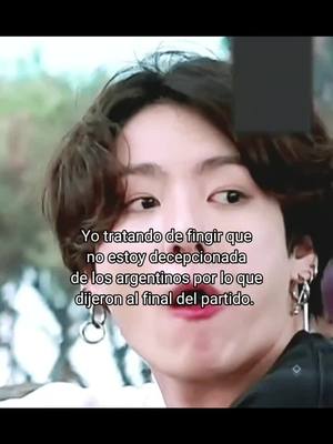 A post by @jikook_vmin8 on TikTok caption: Y aquí nos damos cuenta que uno da todo y el otro solo se ríe, de todas formas Perú hizo un buen partido, solo por un error se llevaron la victoria.