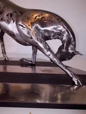 A post by @_paul_air_ on TikTok caption: - Révérence -                                         #sculpture #sculpturemetal #art #artist #acier #metal #cheval #pourtoi #foryou #fyp #paulair