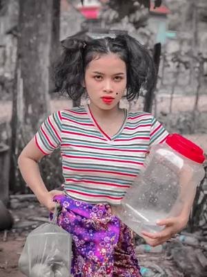 A post by @leak6001 on TikTok caption: ឃើញរូបនិងហើយចង់មានរឿងថ្មីអត់😊ចង់មើលខមិនមកចារ👌❤️