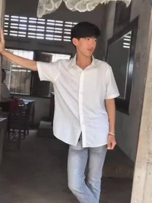 A post by @seu___6236 on TikTok caption: ហត់ណាស់😞#fyp