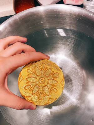 A post by @lushbraehead on TikTok caption: Obsessed with our Rangoli Dreams bath bomb 😍 full of popping candy and green mandarin oil for an amazing bath ✨ #lushbraehead #lush #Diwali #fyp