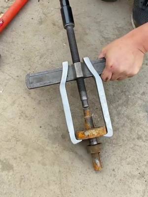 A post by @yanle300 on TikTok caption: It's easy to use. Do you know any tools? #hardware #tool